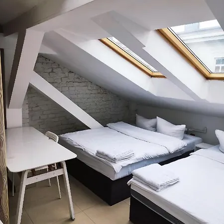 Hoza Apartments And Rooms-3